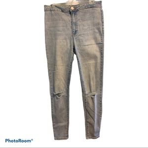 Ashley Mason Light Wash High Wasted Distressed Jeans Waist 27”